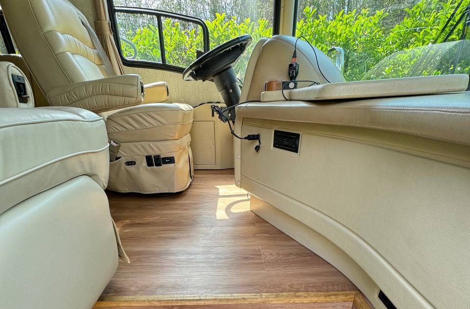 install vinyl plank flooring rv