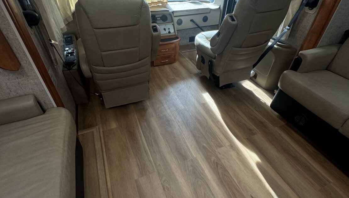 Flooring vinyl panels