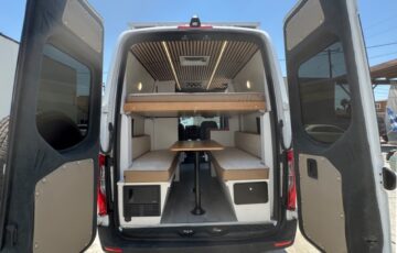 Mercedes Benz sprinter