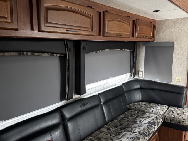 roller shades renewal in trailer