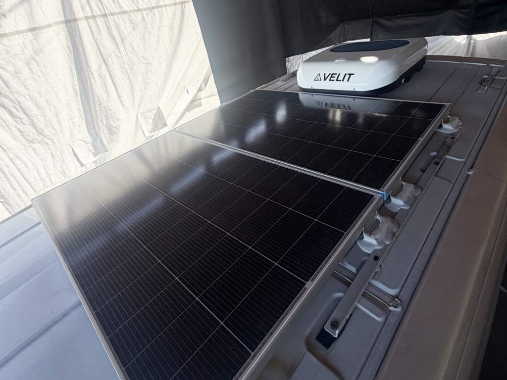 installing RV solar panels Los Angeles