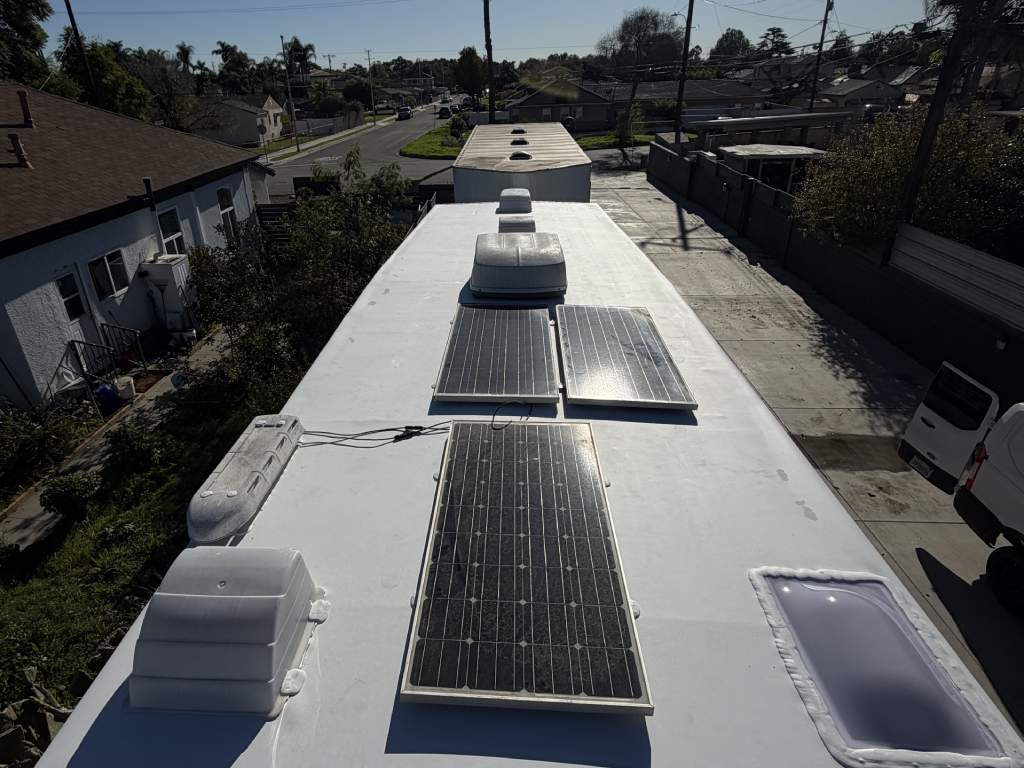 installing solar panels on RV Los Angeles