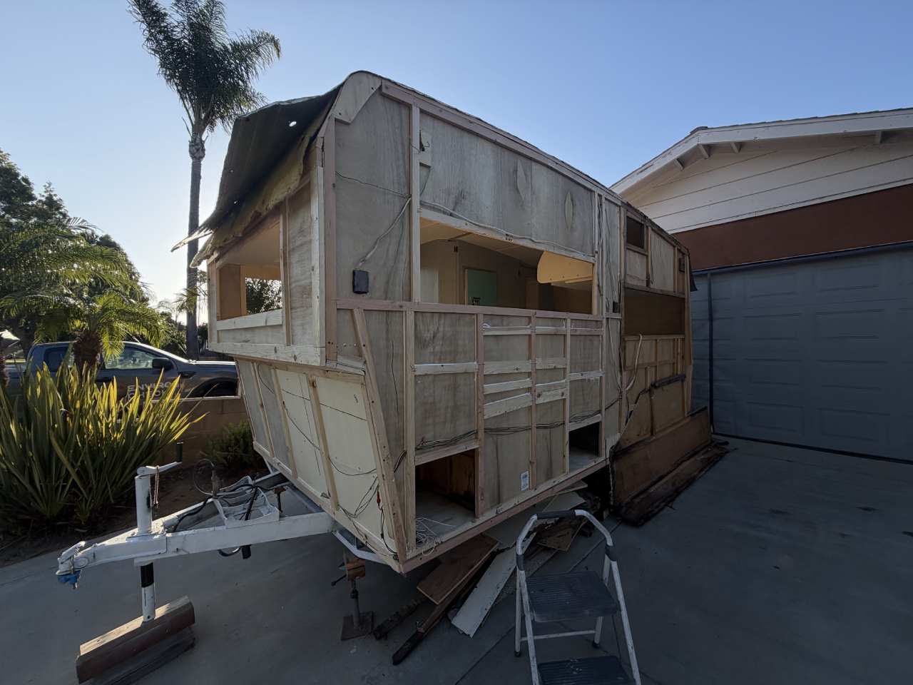 vintage trailer restoration California LA