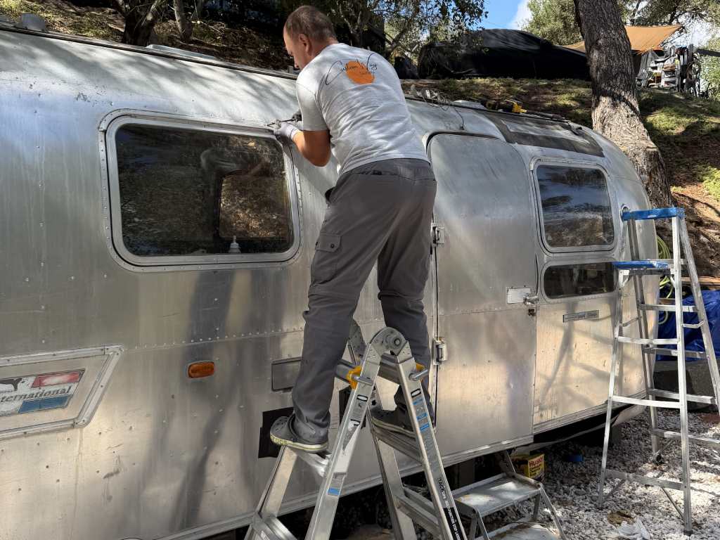 vintage trailer restoration in Southern California