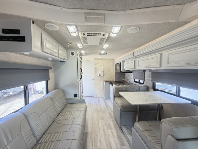 Remodeling an RV Interior Fleetwood Quest 3500 by Custom Way